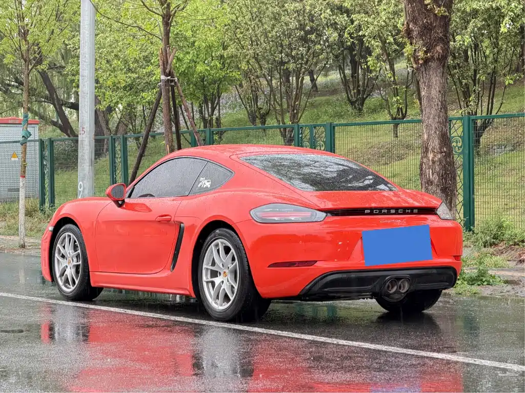 Porsche 718 2020 Cayman 2.0T
