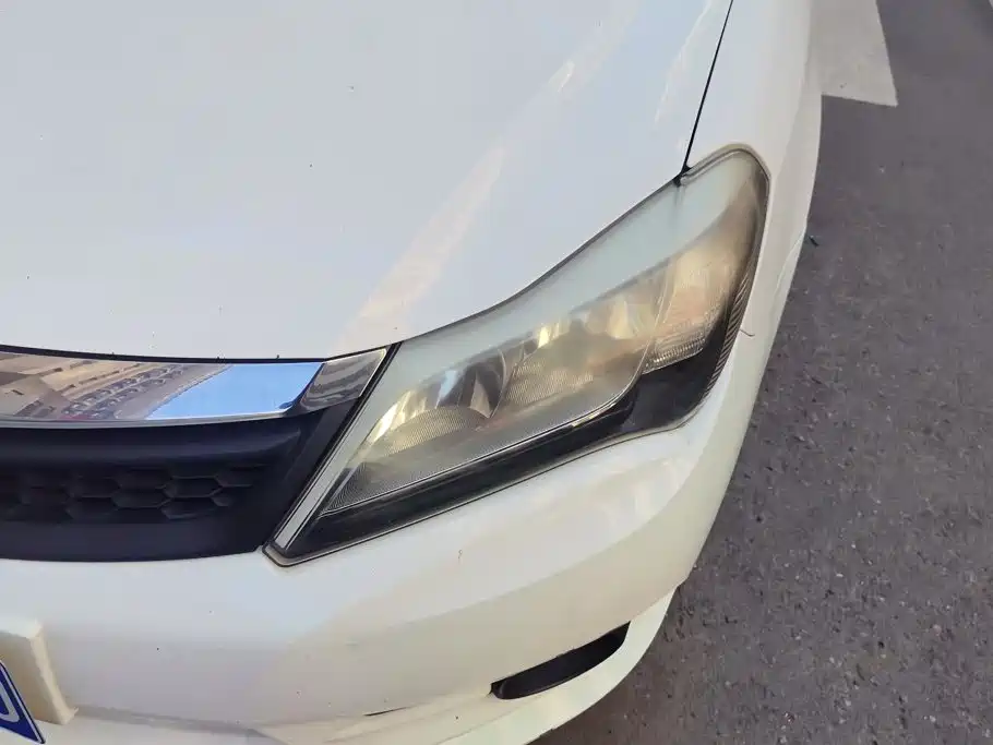 BYD F3 — миниатюра 5