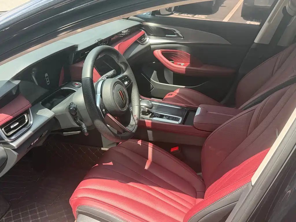 Hongqi Hongqi H5 — миниатюра 6