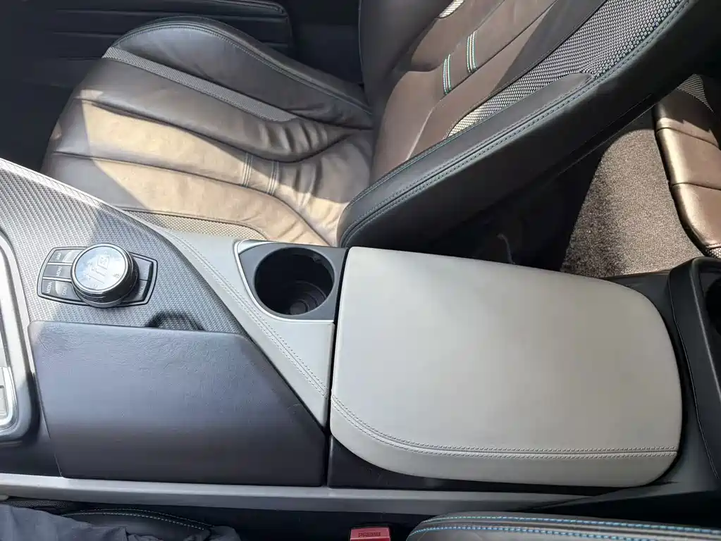 BMW i8 — миниатюра 8