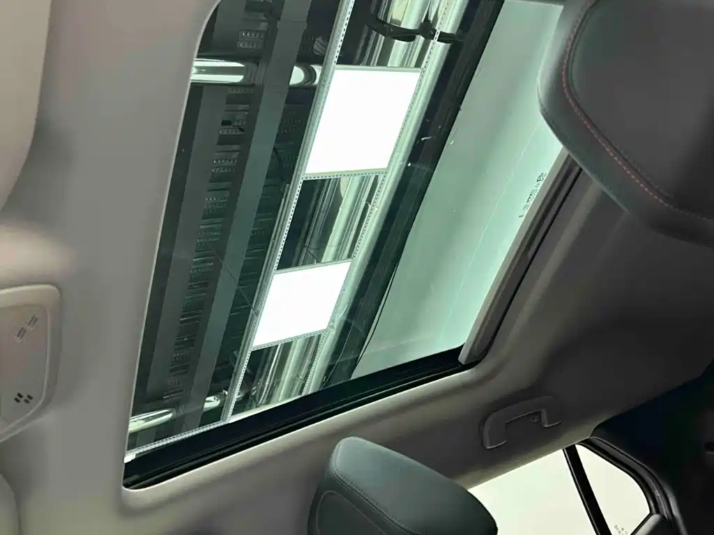 Peugeot 2008 — миниатюра 10