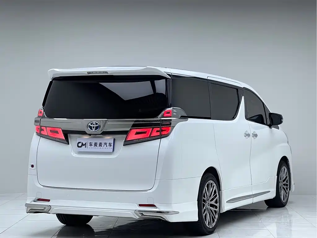 Toyota Vellfire — миниатюра 3