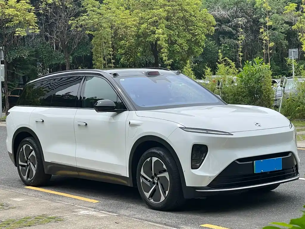 NIO ES8 — миниатюра 4