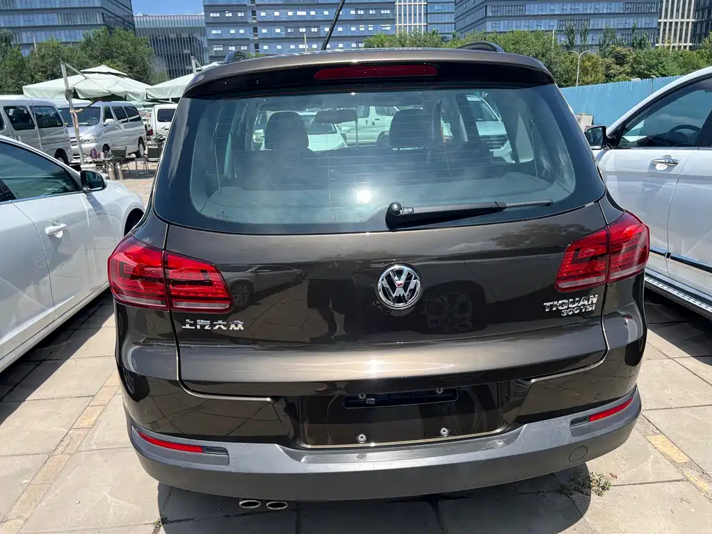 Volkswagen Tiguan — миниатюра 5