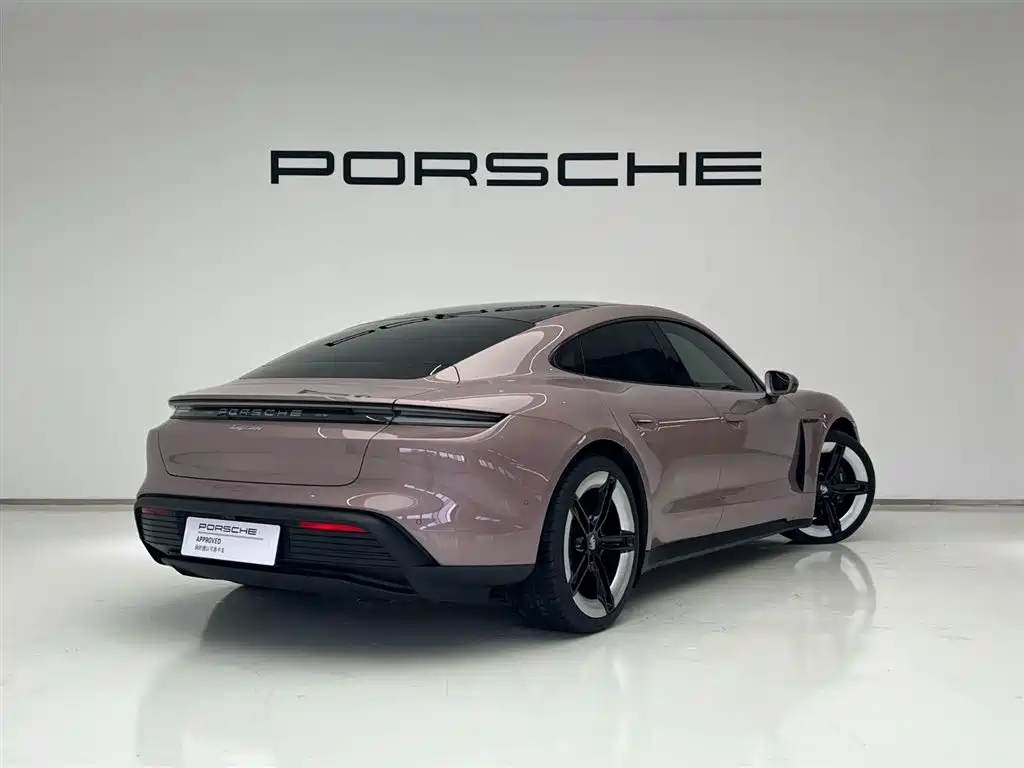 Porsche Taycan 2025 Taycan