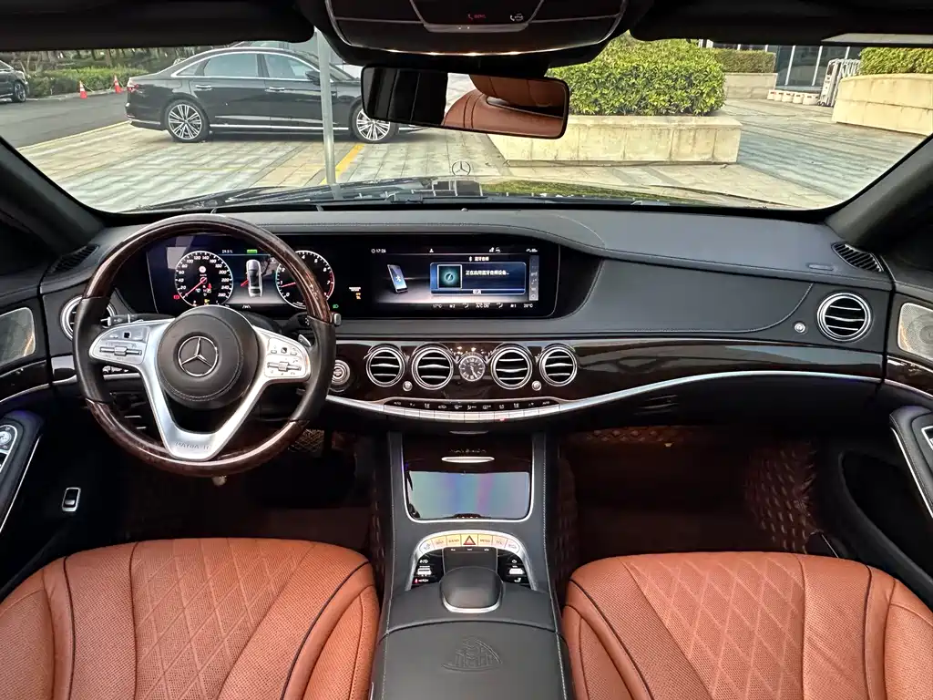 Mercedes-Benz S-Class — миниатюра 7