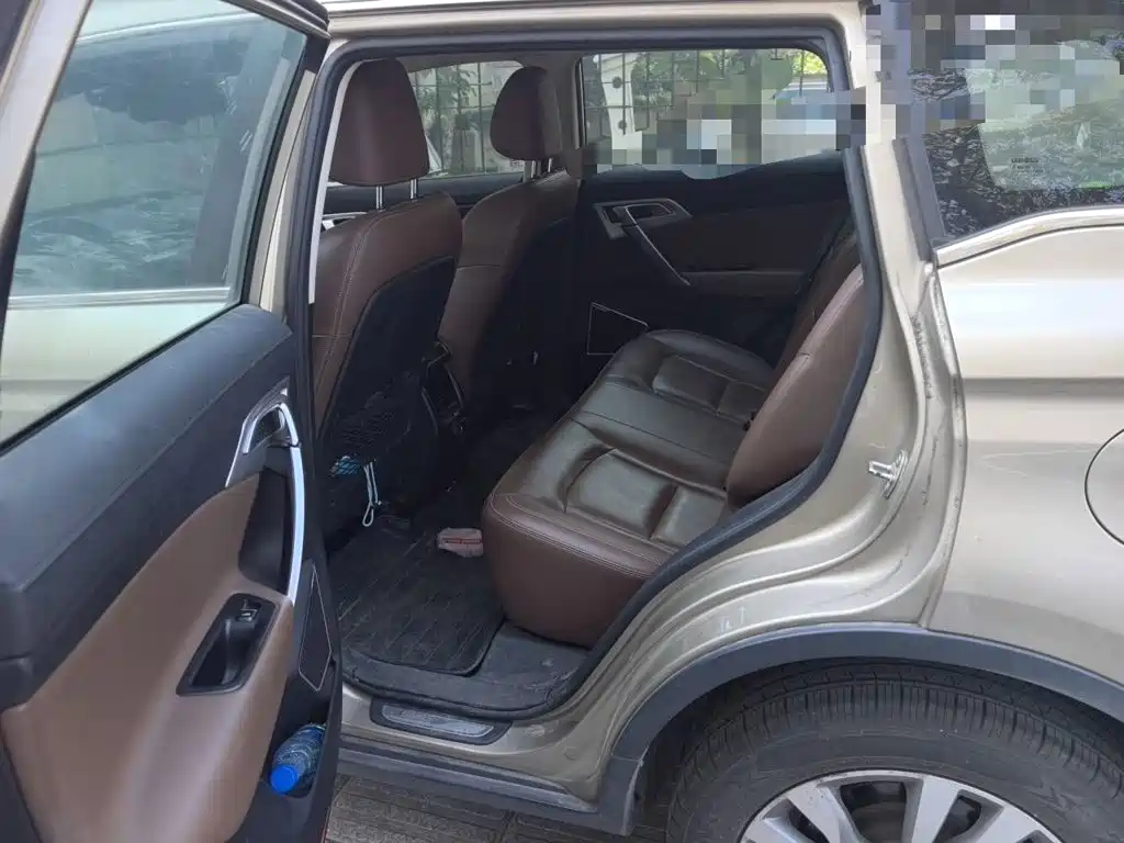 Geely Boyue — миниатюра 13