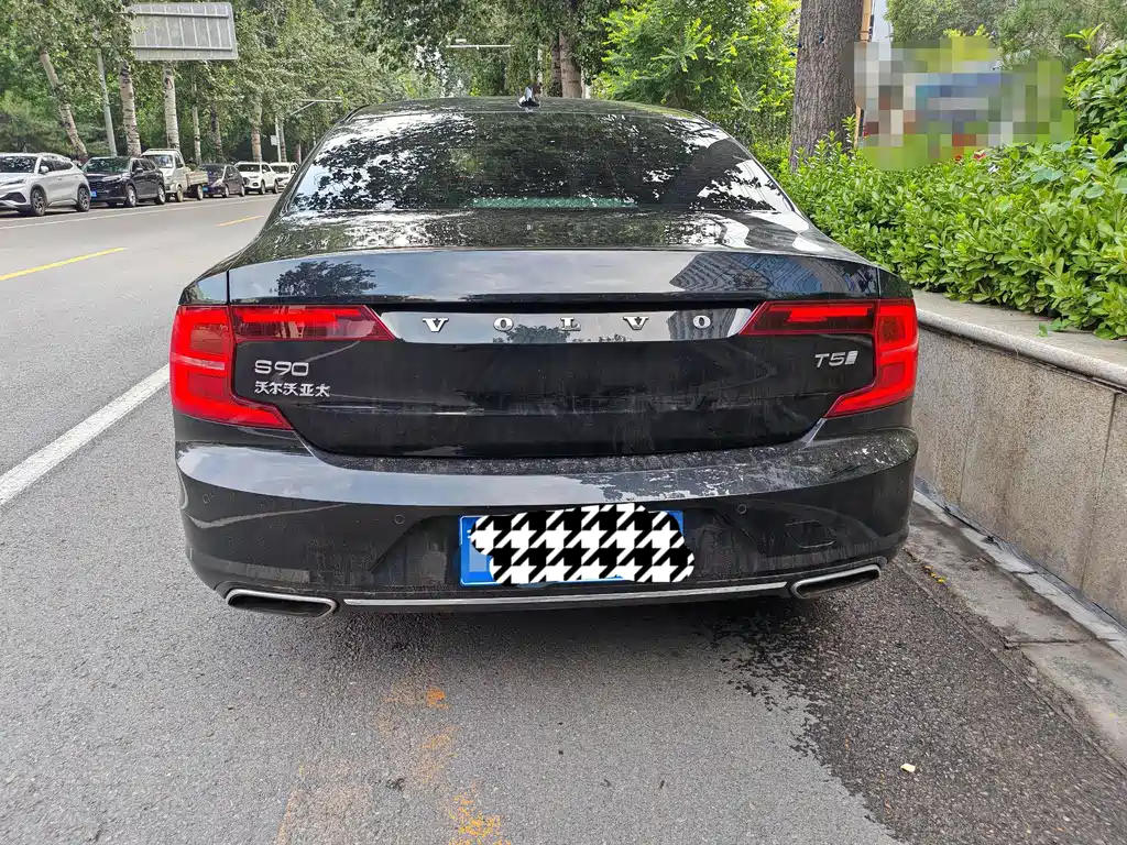 Volvo S90 — миниатюра 9