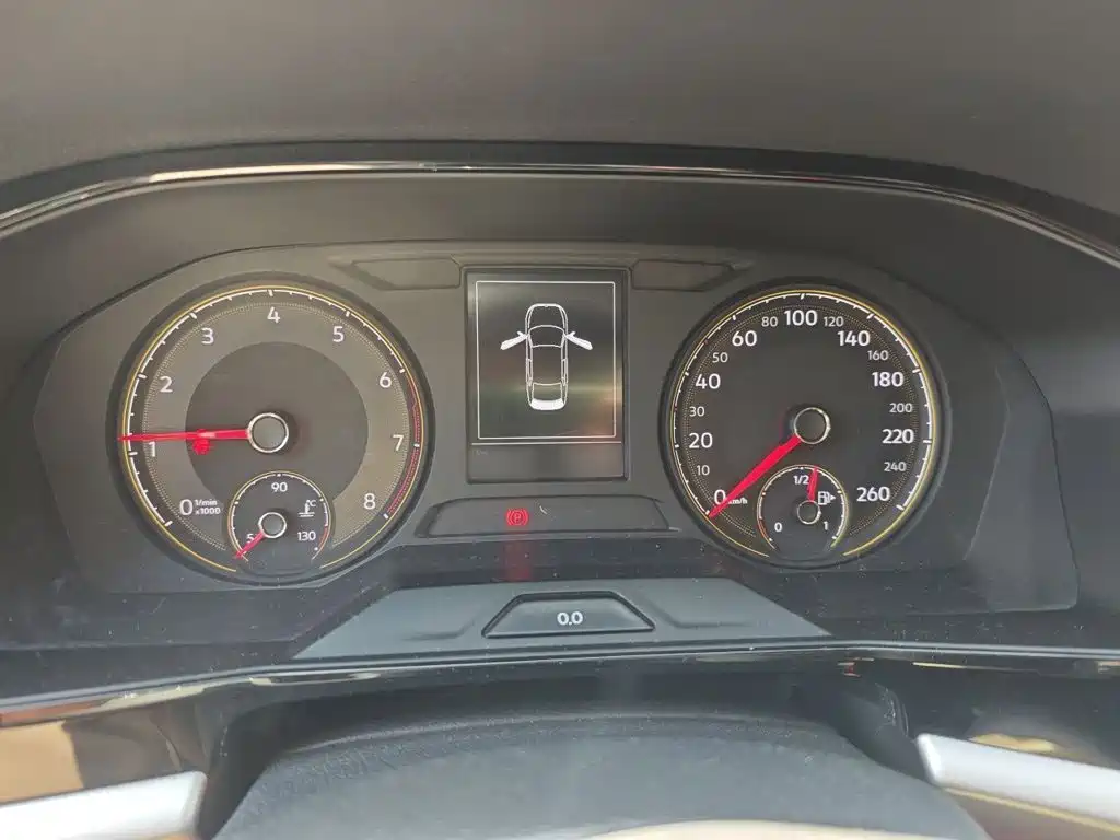 Volkswagen Lavida — миниатюра 4