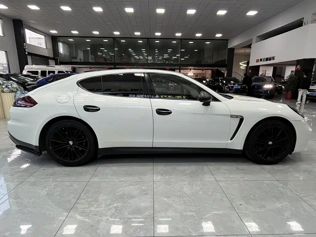 Porsche Panamera 2010 Panamera 3.6L