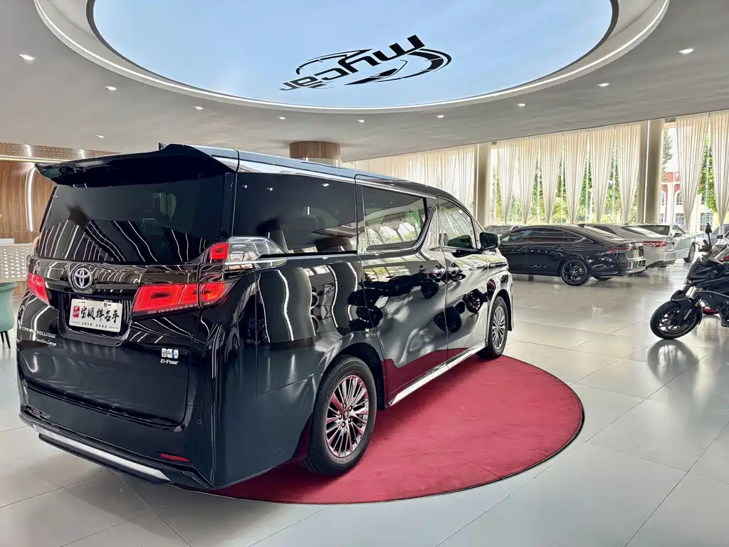 Toyota Vellfire 2023 2.5L HV