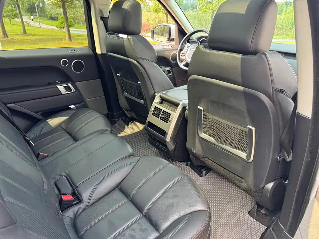 Land Rover Sport — миниатюра 17