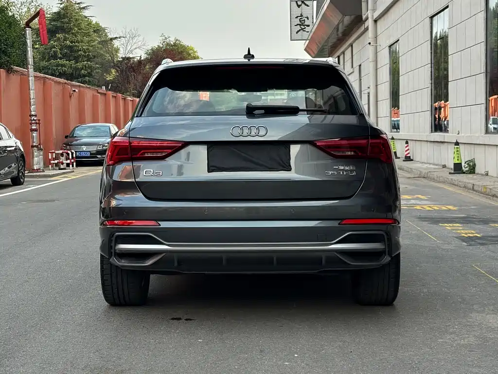 Audi Q3 2022 35 TFSI Fashion