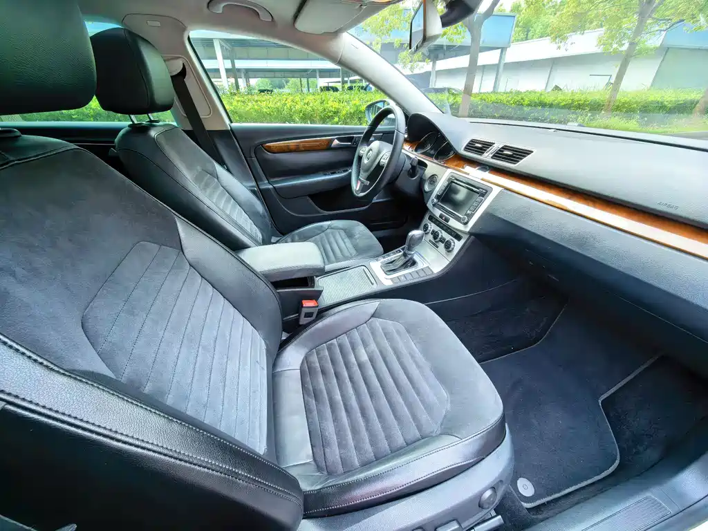 Volkswagen Magotan (Import) — миниатюра 7