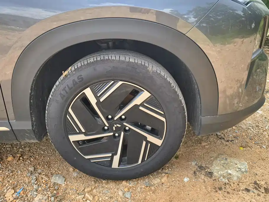 Wuling Xingguang S — миниатюра 6