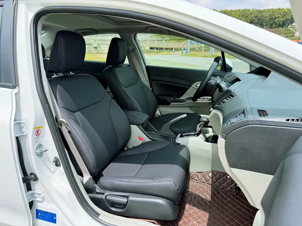 Honda Civic — миниатюра 13