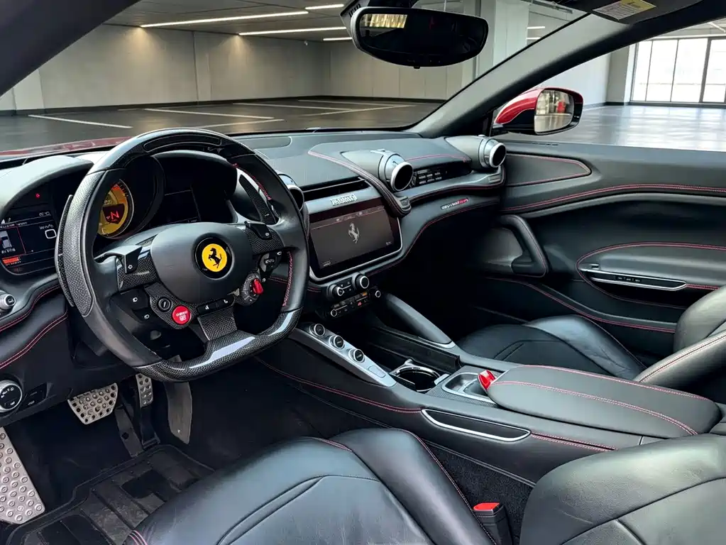 Ferrari GTC4Lusso — миниатюра 3