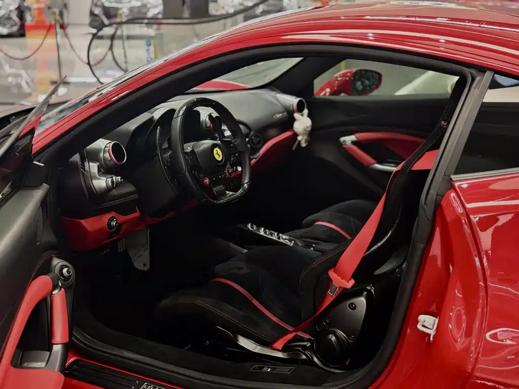 Ferrari F8 — миниатюра 15