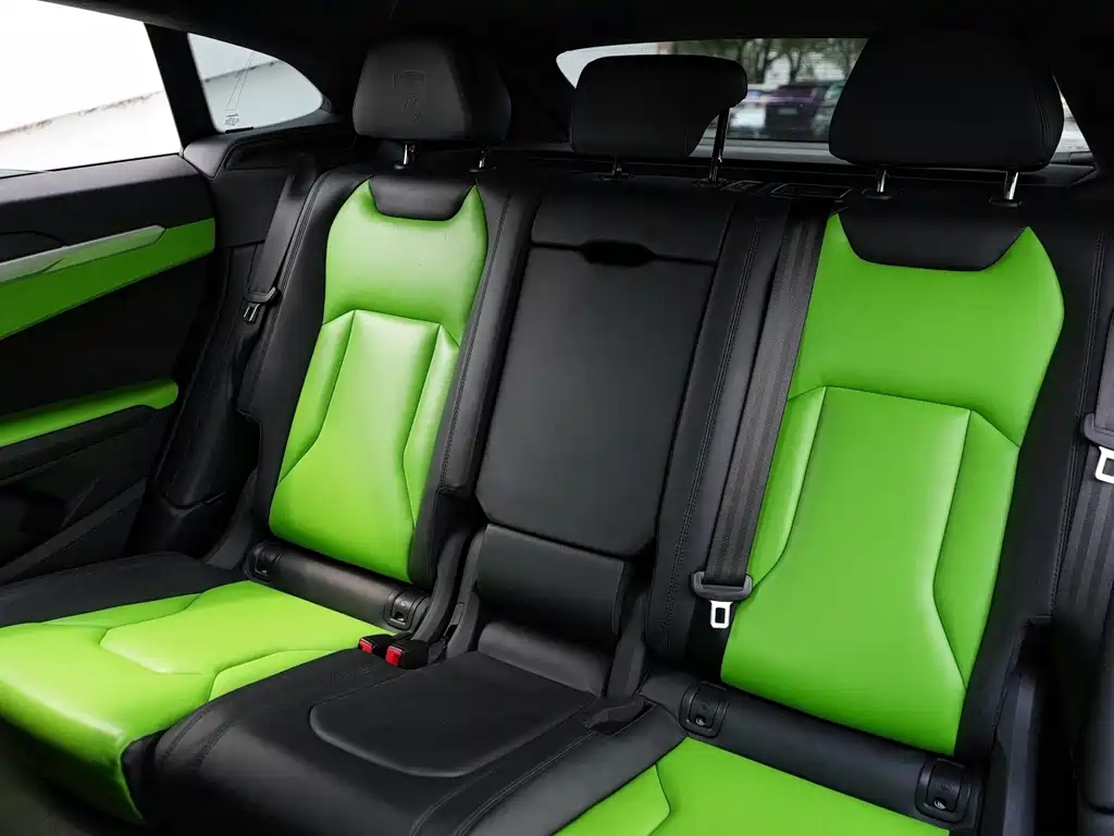 Lamborghini Urus — миниатюра 14