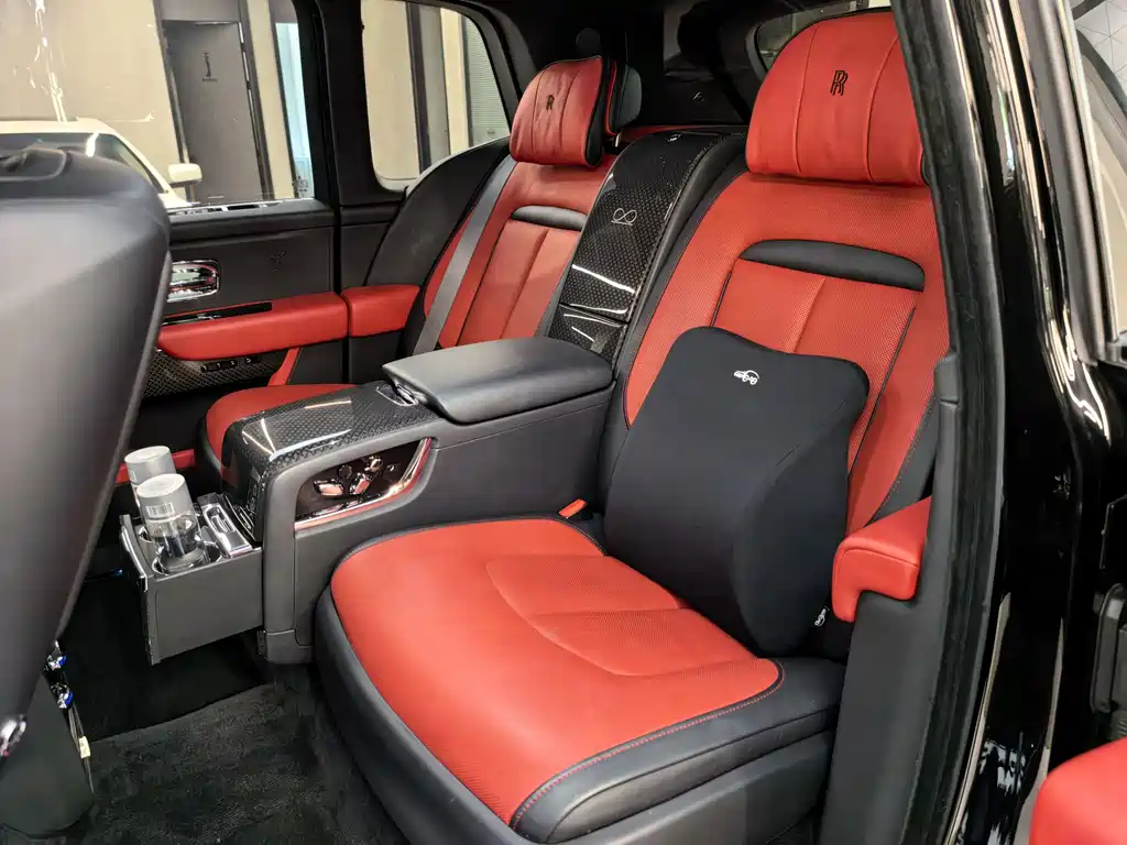 Rolls-Royce Cullinan 2020 Black Badge