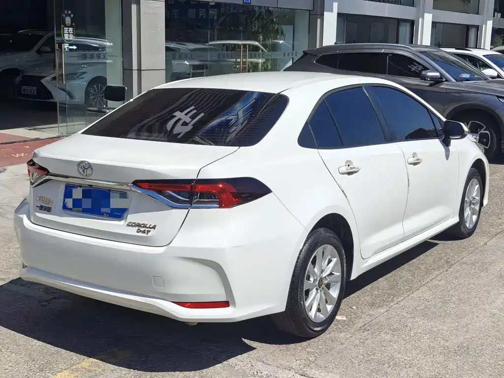 Toyota Corolla — миниатюра 7