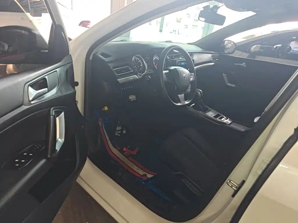 Peugeot 408 — миниатюра 16