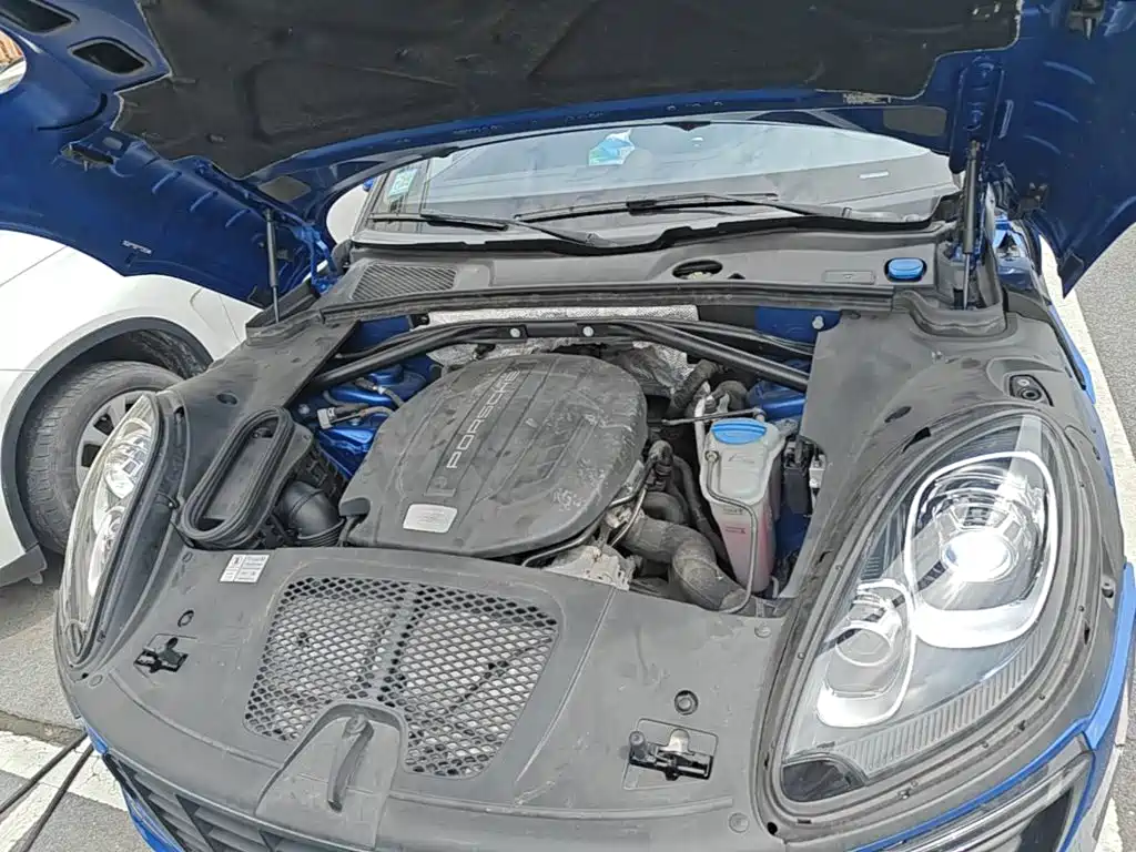 Porsche Macan — миниатюра 20