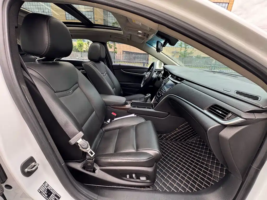 Cadillac XTS — миниатюра 9