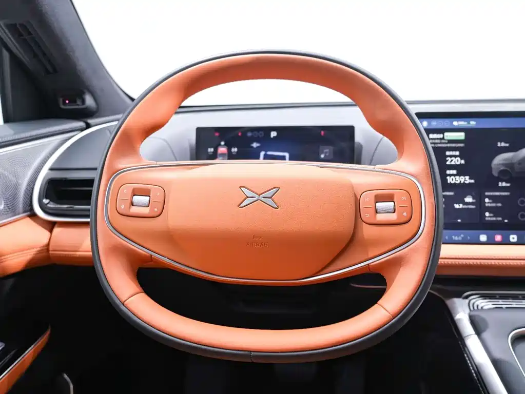XPeng G9 — миниатюра 11