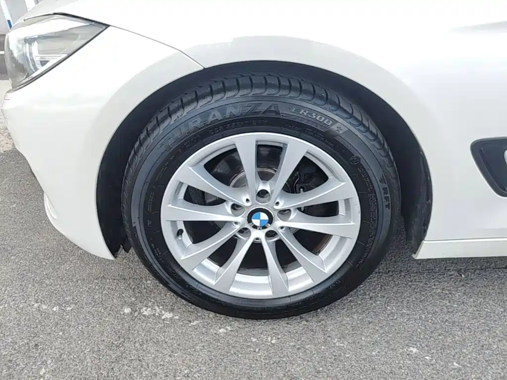 BMW 3 Series GT — миниатюра 23
