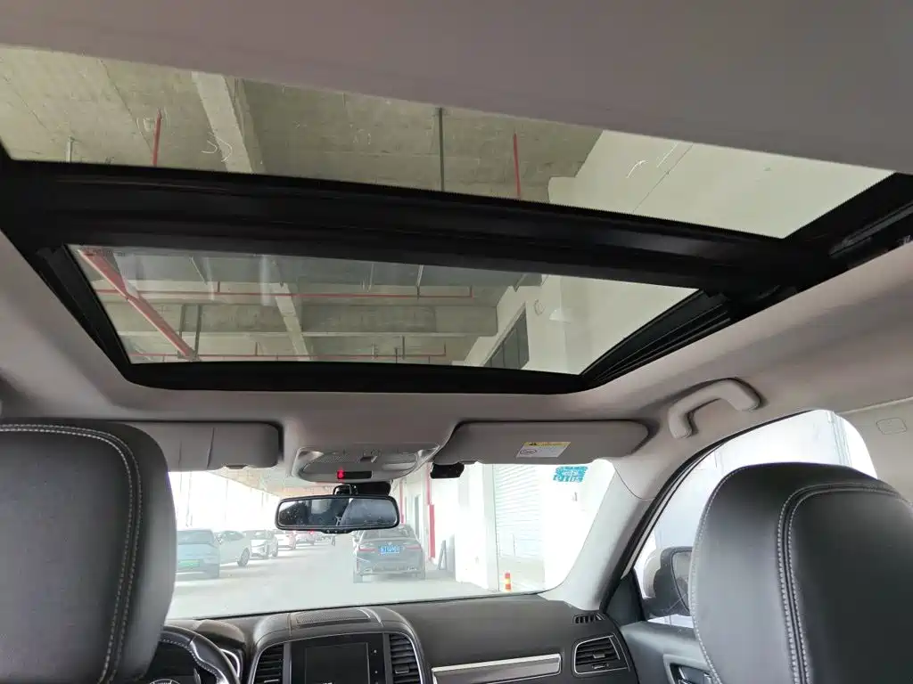 Renault Koleos — миниатюра 9