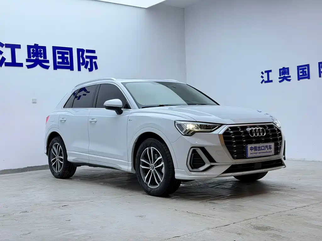 Audi Q3 — миниатюра 3