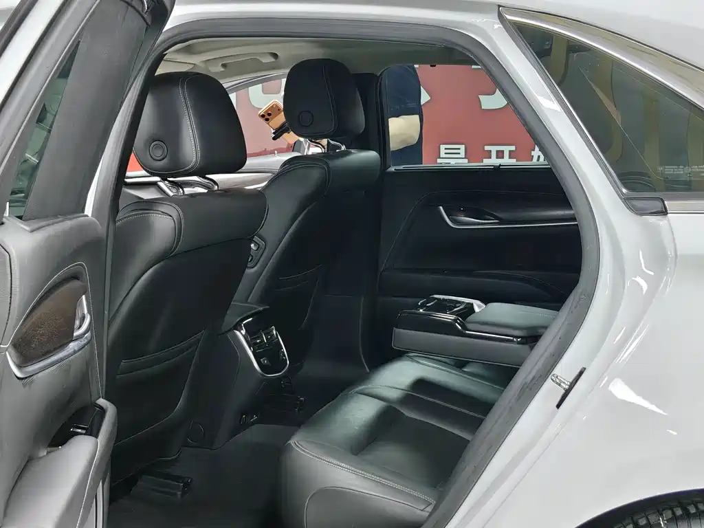 Cadillac XTS — миниатюра 9