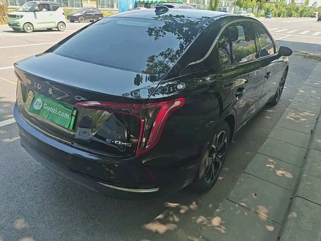 Hongqi Hongqi E-QM5 — миниатюра 7