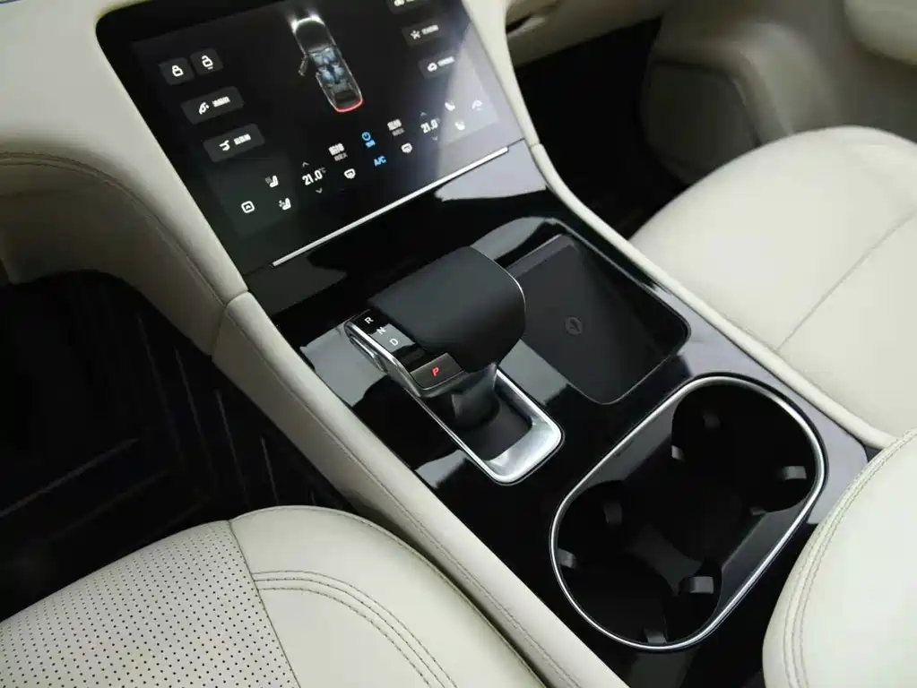 Li Auto Li ONE — миниатюра 9