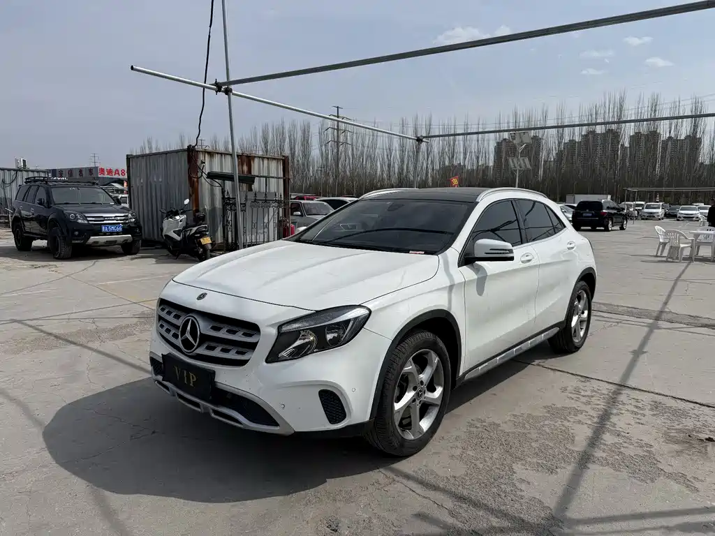 Mercedes-Benz GLA 2019