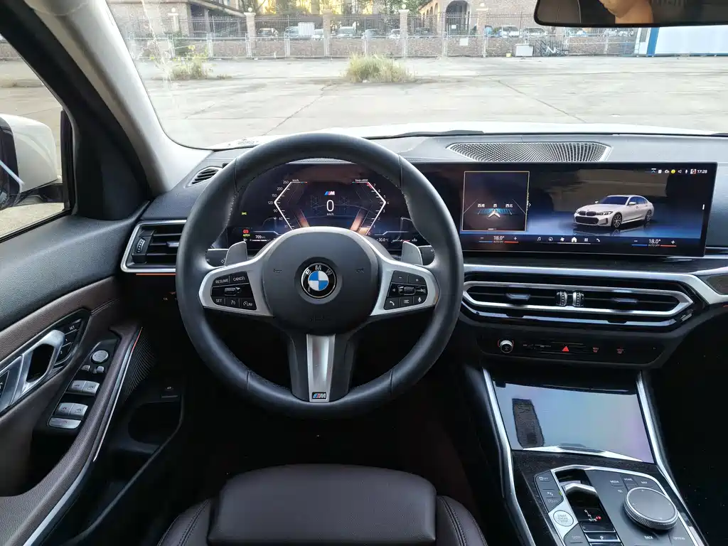 BMW 3 Series — миниатюра 12