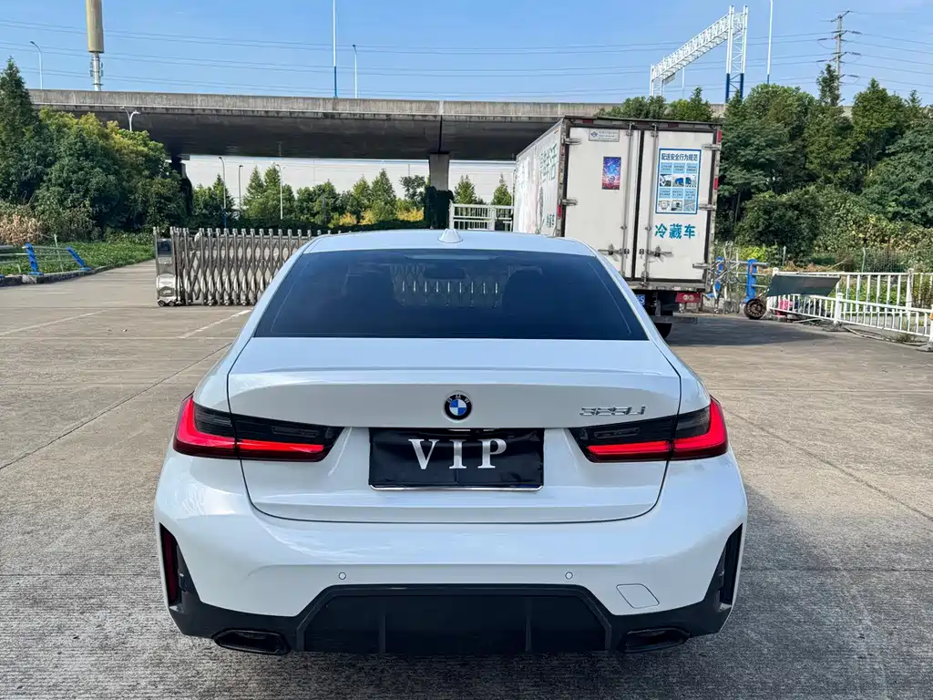 BMW 3 Series — миниатюра 4