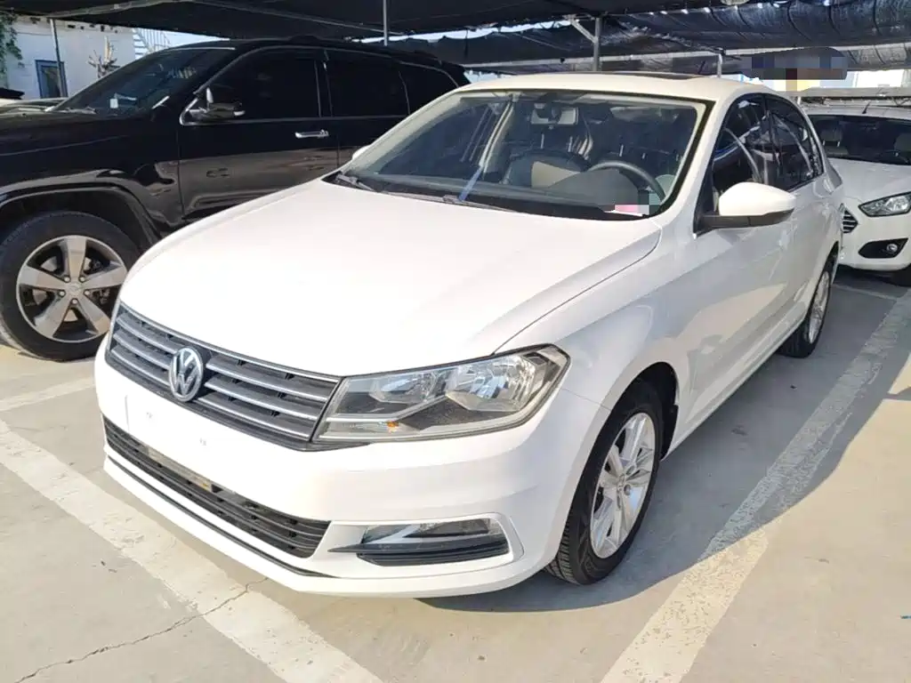 Volkswagen Santana — миниатюра 2