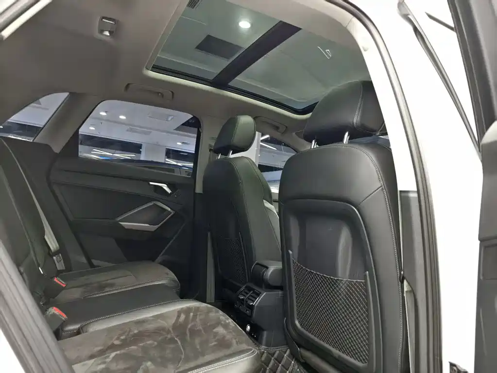 Audi Q3 2021 35 TFSI