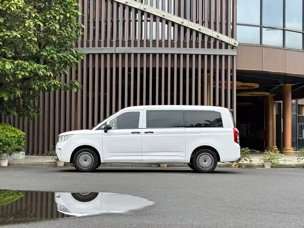 Wuling Zhengcheng — миниатюра 4