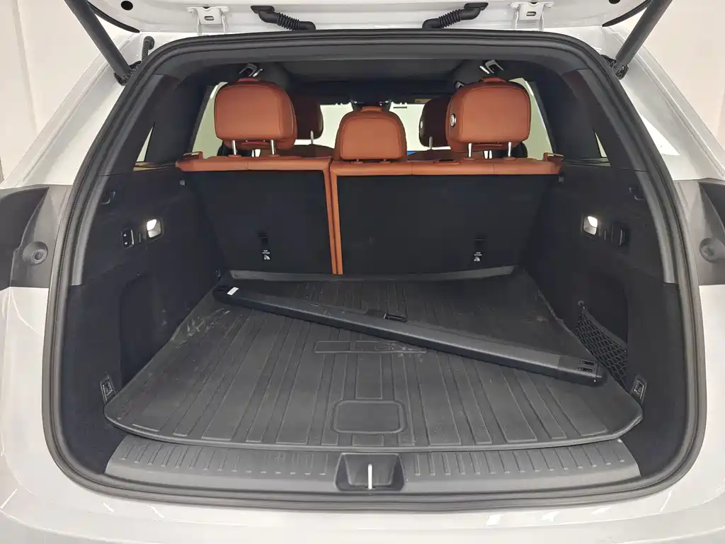 Li Auto Li L6 — миниатюра 7