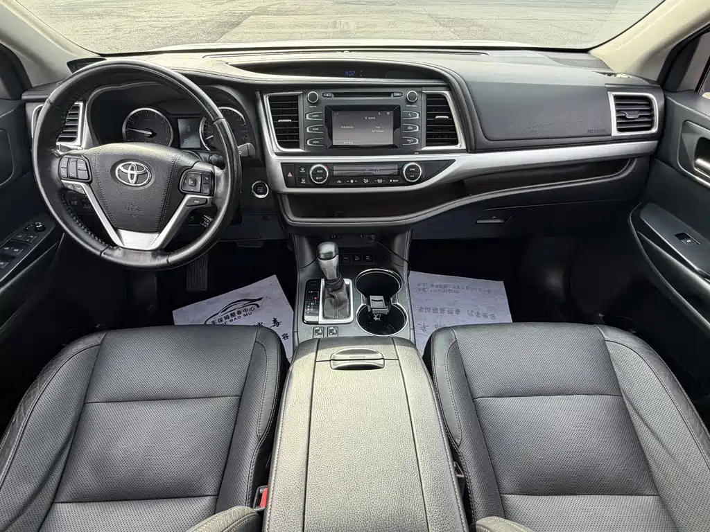 Toyota Highlander — миниатюра 13