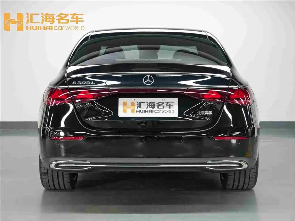 Mercedes-Benz E-Class — миниатюра 5