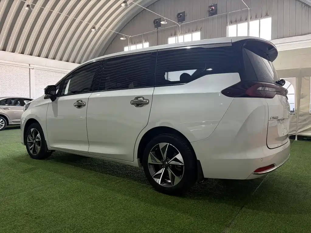 GAC Motor Trumpchi M6 — миниатюра 9