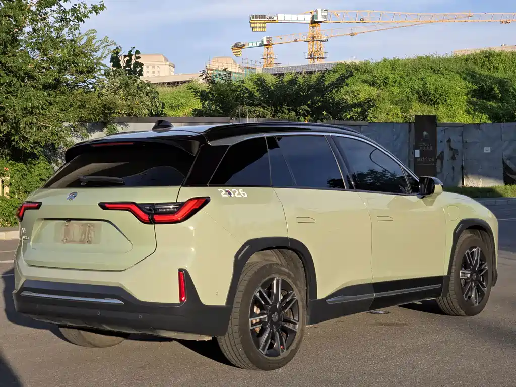 NIO ES6 — миниатюра 7