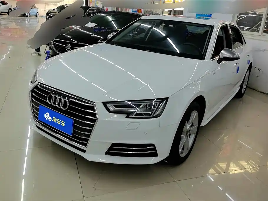 Audi A4L 2018