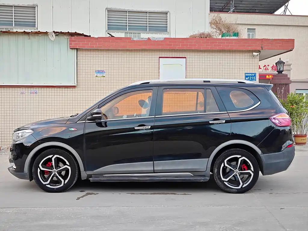 SWM SWAY MOTORS SWM SWIFT X7