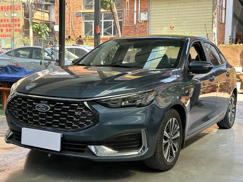 Ford Escort 2021
