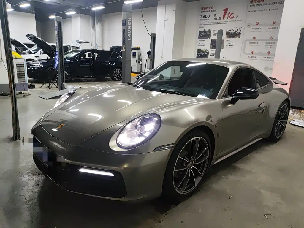 Porsche 911 2023
